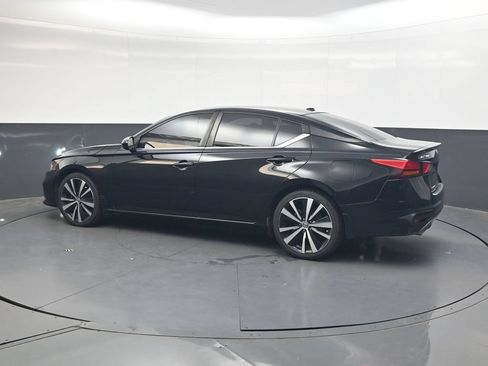 Used 2021 Nissan Altima 2.5 SR FWD image 8
