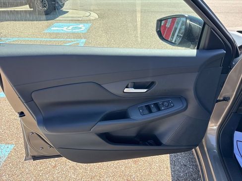 New 2026 Nissan Sentra SV image 10