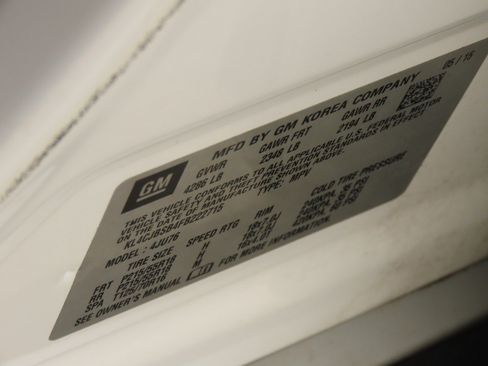 Used 2015 Buick Encore Convenience FWD image 31