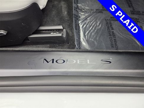 Used 2021 Tesla Model S Plaid image 19