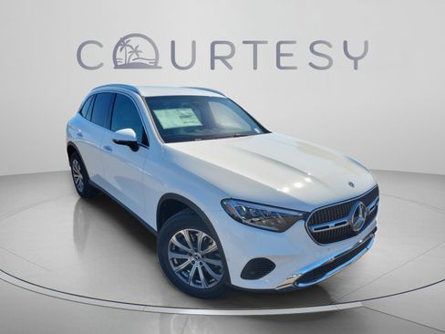 Certified 2026 Mercedes-Benz GLC 300 image 5