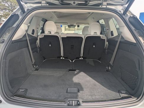 New 2025 Volvo EX90 Ultra image 13