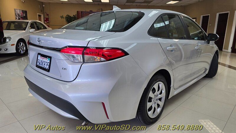 Used 2021 Toyota Corolla LE w/ Carpet Mat Package (TMS) FWD image 4
