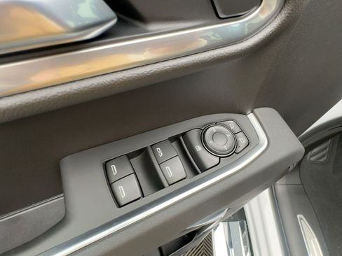 New 2026 Chevrolet Silverado 1500 LT image 12