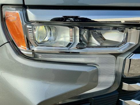 Used 2025 Chevrolet Silverado 1500 LTZ image 8