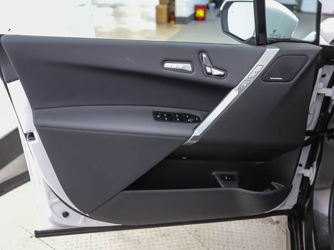 Used 2026 BMW iX xDrive45 w/ M Sport Package image 9