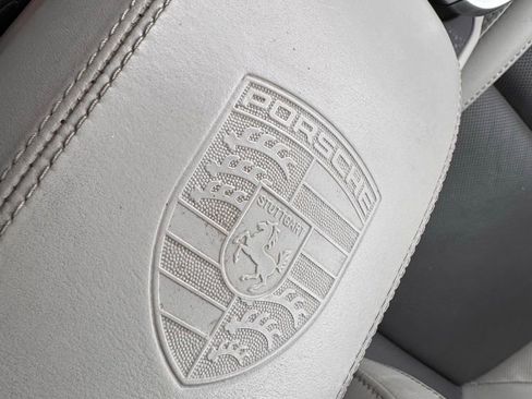 Certified 2022 Porsche 911 Targa 4S image 25