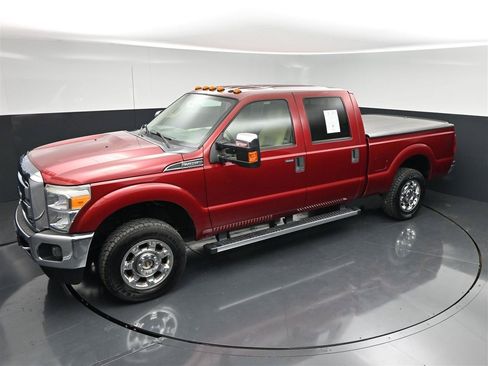 Used 2016 Ford F250 XLT w/ XLT Premium Package AWD/4WD image 17