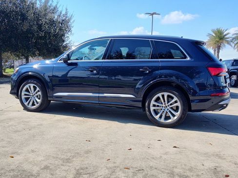 Certified 2025 Audi Q7 2.0T Premium w/ Convenience Package image 5