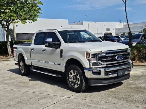 Used 2020 Ford F250 Lariat w/ Lariat Ultimate Package AWD/4WD image 3