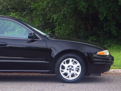 Used 2000 Oldsmobile Alero GLS FWD image 25