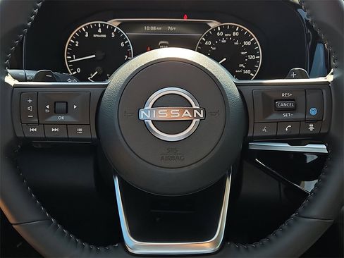 New 2025 Nissan Pathfinder SV image 22