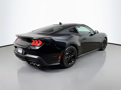 Used 2024 Ford Mustang GT RWD image 7