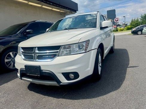Used 2013 Dodge Journey SXT w/ Comfort/Convenience Group image 5
