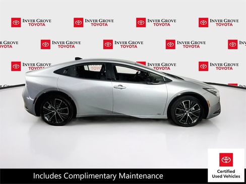 Certified 2026 Toyota Prius XLE AWD/4WD image 4