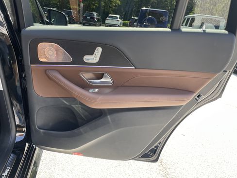 Certified 2024 Mercedes-Benz GLS 450 4MATIC image 45