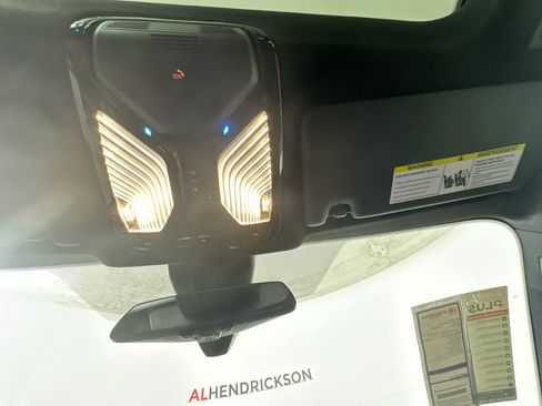 Used 2023 BMW i4 eDrive35 w/ Parking Assistance Package image 18