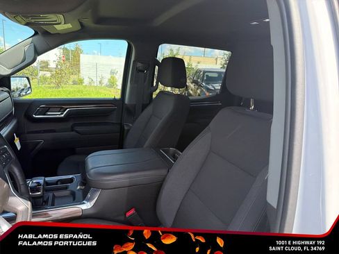 Used 2023 Chevrolet Silverado 1500 RST AWD/4WD image 16