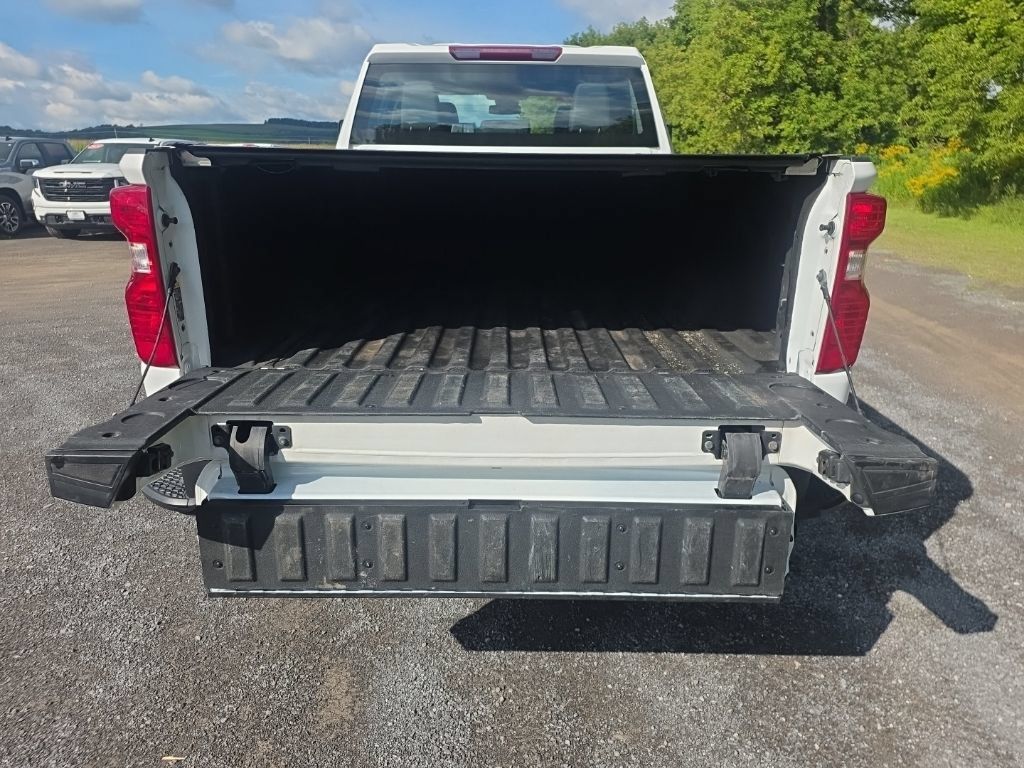 Used 2024 Chevrolet Silverado 2500 Custom w/ Custom Value Package AWD/4WD image 12