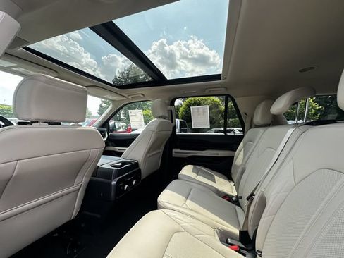 Certified 2024 Ford Expedition Max Platinum AWD/4WD image 18