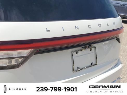 New 2026 Lincoln Aviator 2WD image 16