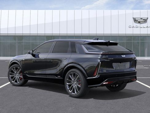 New 2026 Cadillac Lyriq V image 3