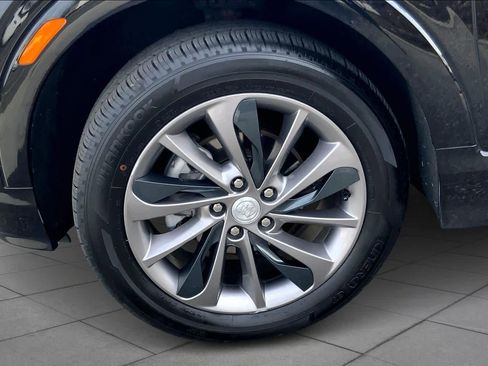 Used 2023 Buick Encore GX Select w/ Sport Touring Package image 9