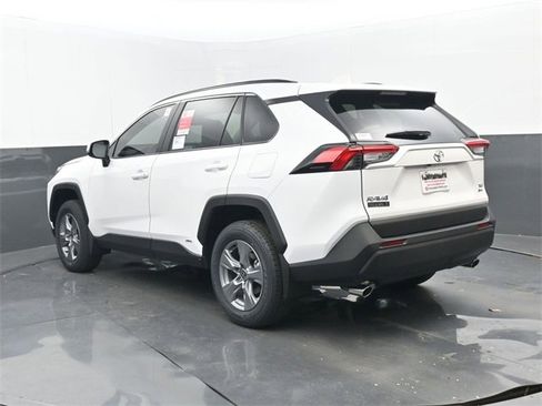New 2025 Toyota RAV4 XLE w/ Convenience Package image 3