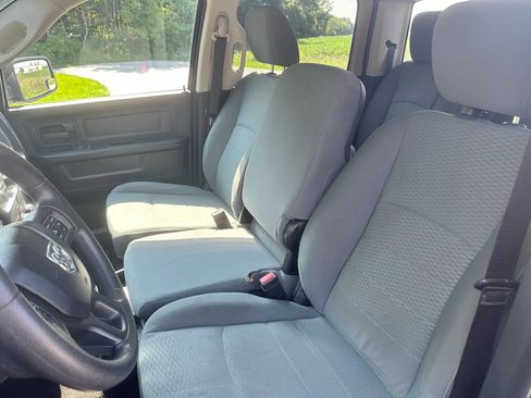 Used 2014 RAM 1500 Express AWD/4WD image 30