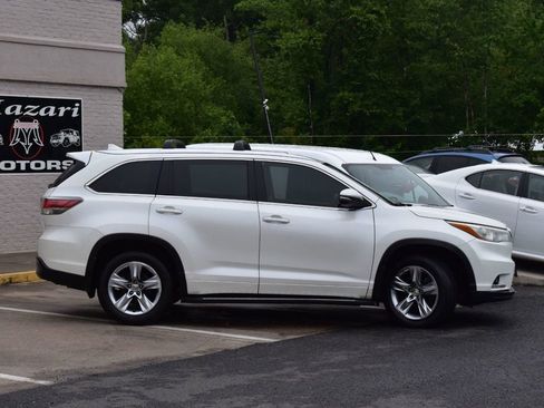Used 2015 Toyota Highlander Limited FWD image 4