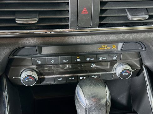 Used 2019 MAZDA CX-9 Touring FWD image 23