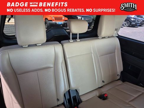 Used 2022 Ford Expedition XLT RWD image 14