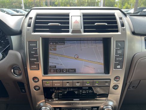 Used 2016 Lexus GX 460 w/ Navigation Package AWD/4WD image 24