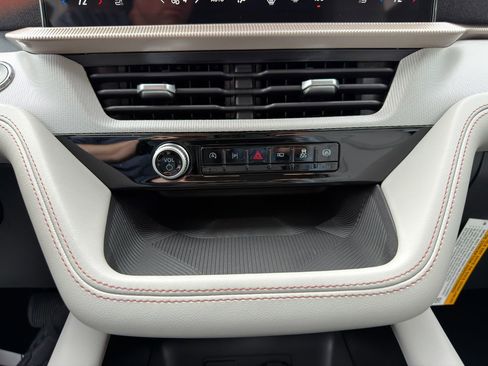 New 2026 Ford Explorer Active image 33