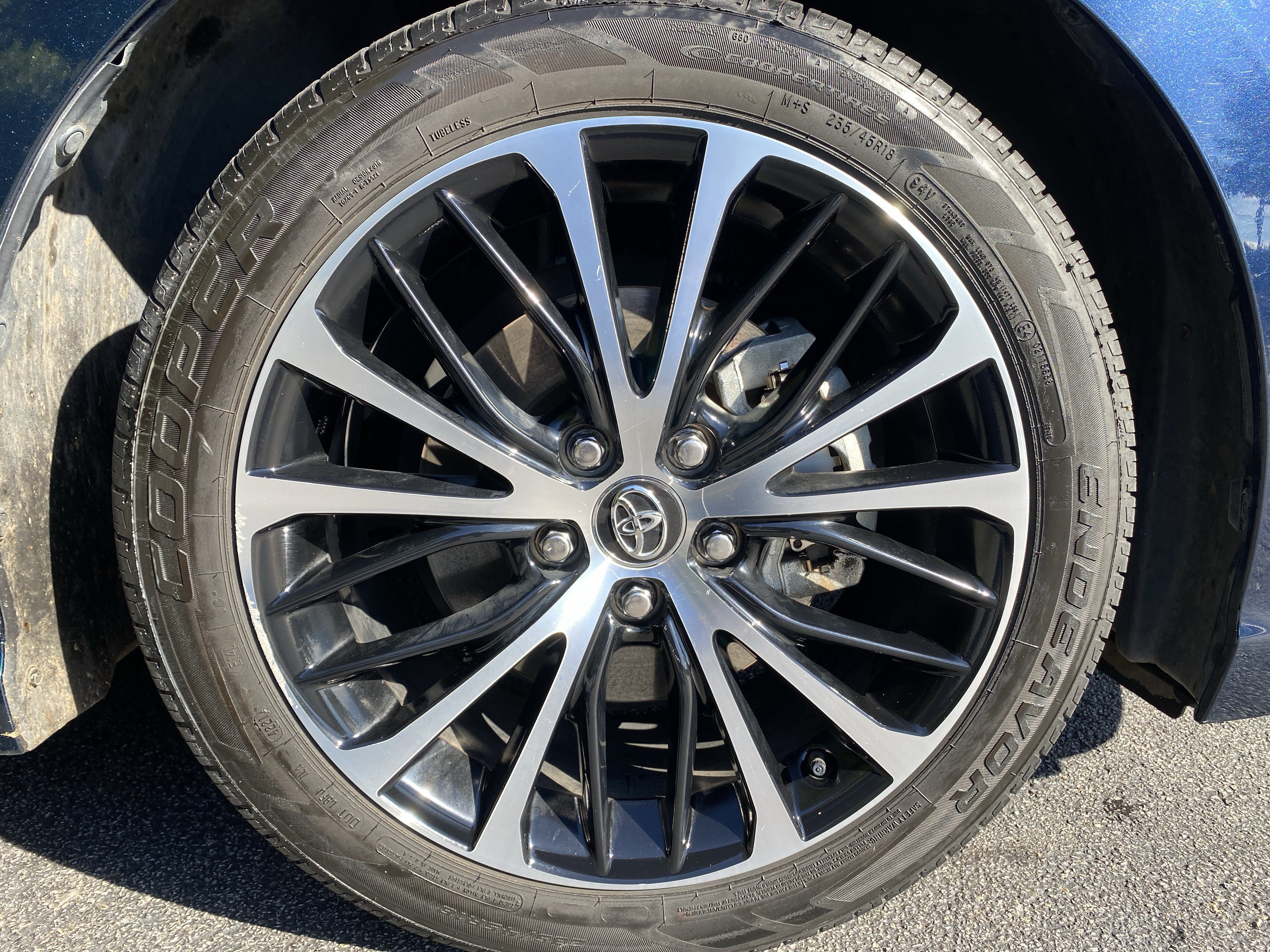 Used 2020 Toyota Camry SE FWD image 12