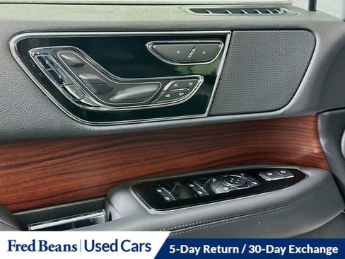 Used 2023 Lincoln Navigator L Reserve AWD/4WD image 20