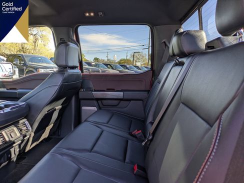 Used 2022 Ford F150 Lariat w/ Equipment Group 502A High image 18