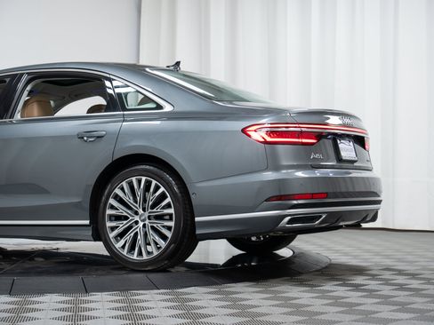 Used 2021 Audi A8 L 4.0T w/ Executive Plus Package AWD/4WD image 33