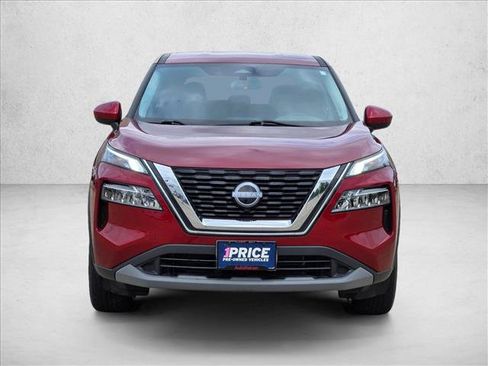 Used 2023 Nissan Rogue SV FWD image 2