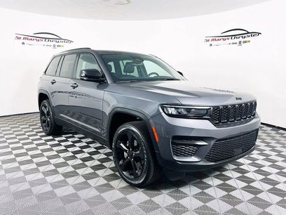 Used 2024 Jeep Grand Cherokee Altitude
