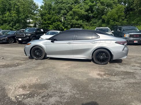 Used 2023 Toyota Camry XSE AWD/4WD image 11