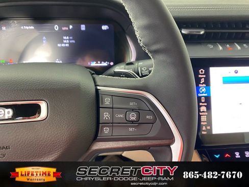 New 2026 Jeep Grand Cherokee L Limited AWD/4WD image 15