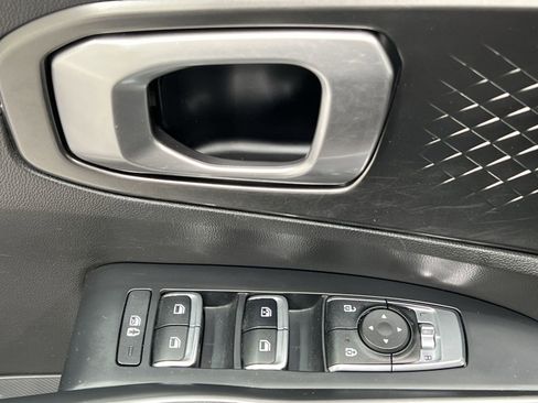 Used 2022 Kia Sorento S image 13