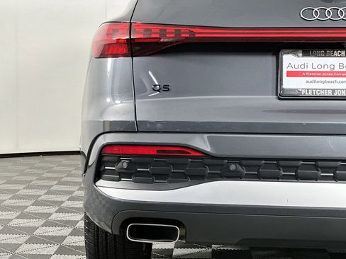 Used 2025 Audi Q5 Premium w/ Convenience Package AWD/4WD image 17