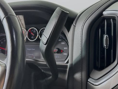 Used 2022 Chevrolet Silverado 1500 RST AWD/4WD image 19