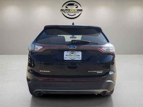 Used 2018 Ford Edge Titanium image 6