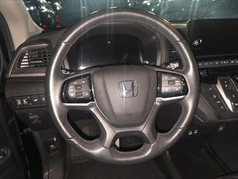 Used 2025 Honda Odyssey EX-L image 7