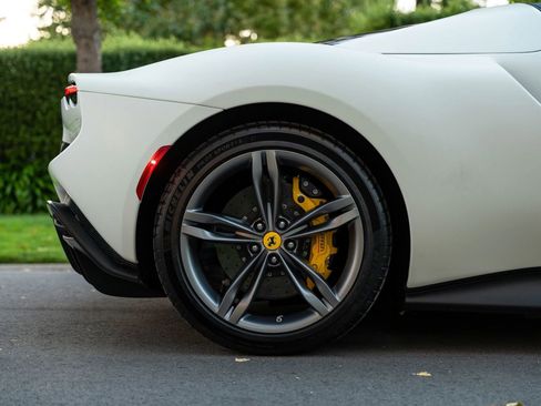 Used 2023 Ferrari 296 GTS image 65