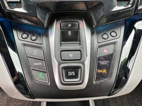 Used 2022 Honda Odyssey Elite image 37