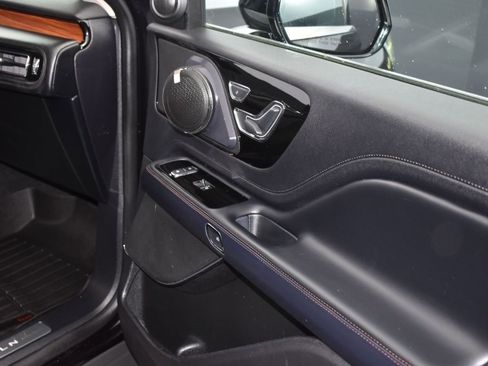 Used 2020 Lincoln Aviator Reserve w/ Equipment Group 201A image 14